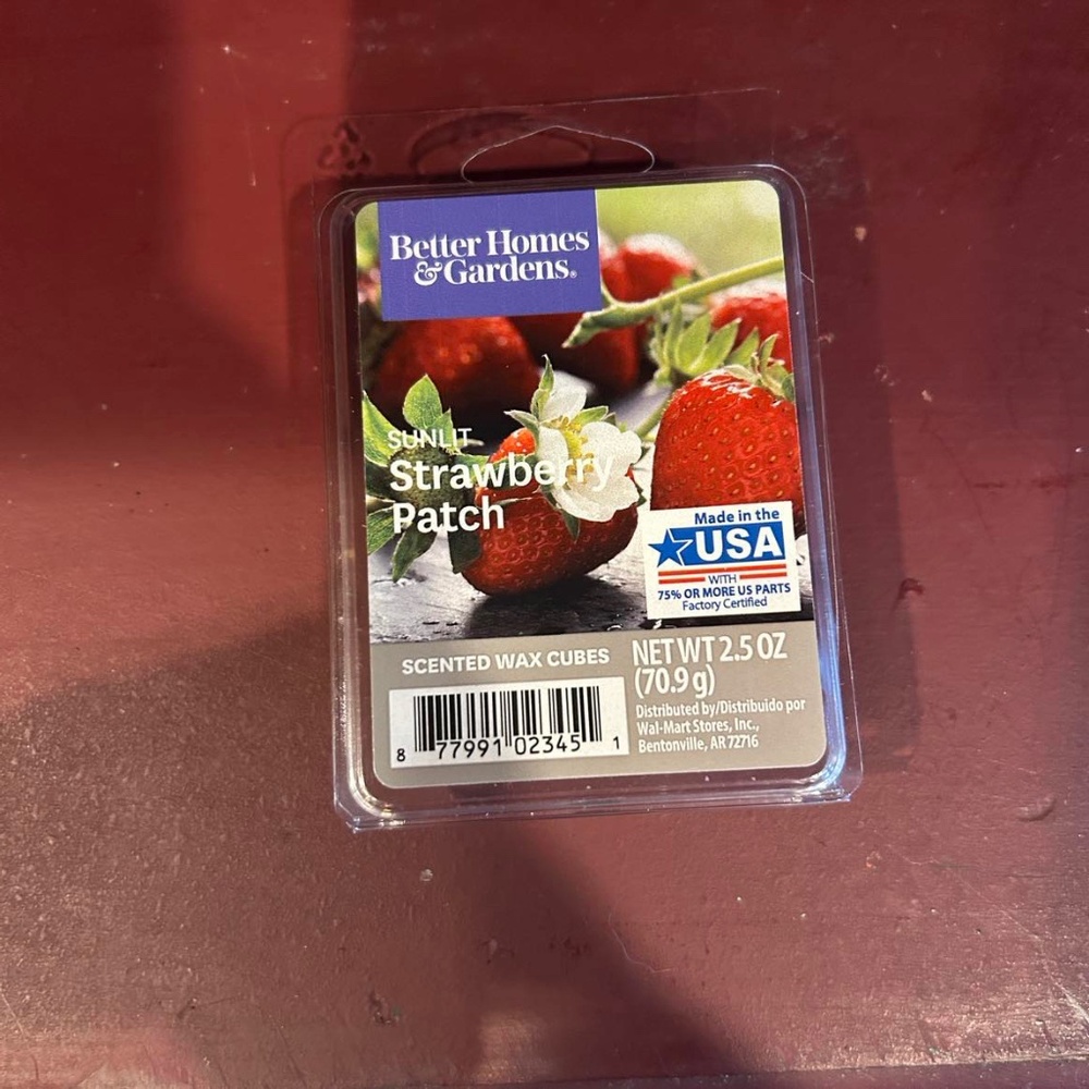 Better Homes & Gardens Sunlit Strawberry Patch Scented Wax Melts 2.5 oz